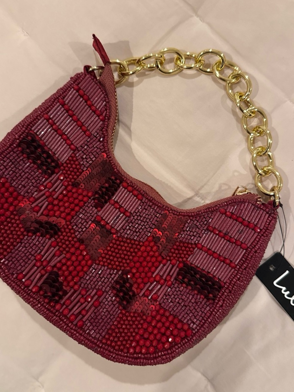 Lulu's Red Beaded Mini Shoulder Bag with Gold Chain - Picture 2 of 2